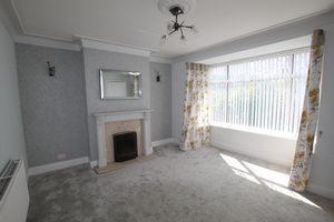 Living Room- click for photo gallery